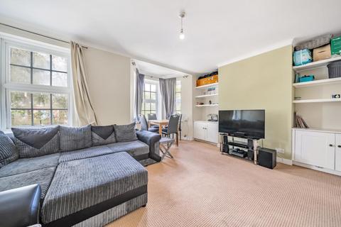 2 bedroom flat for sale, West Barnes Lane, New Malden