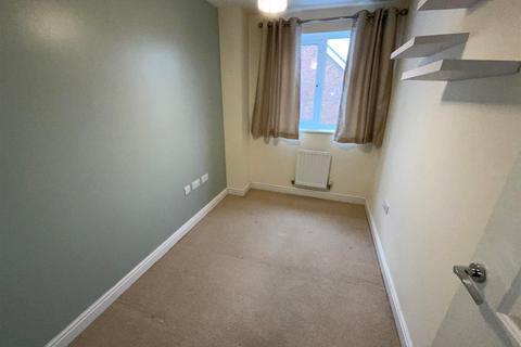 55 Lakeside Avenue, Faversham, ME13 7FE