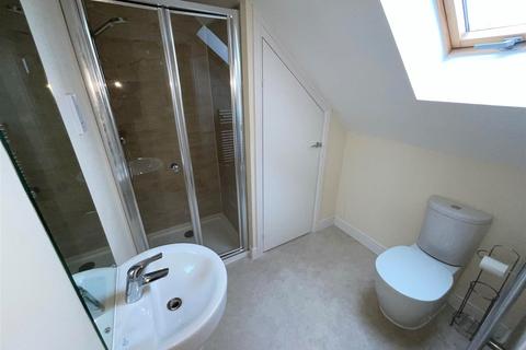 55 Lakeside Avenue, Faversham, ME13 7FE