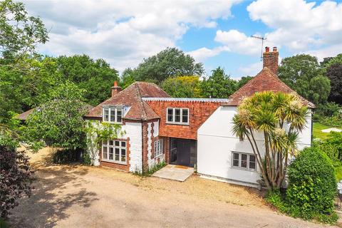 4 bedroom semi-detached house for sale, Hundredsteddle Lane, Birdham, Chichester, West Sussex, PO20
