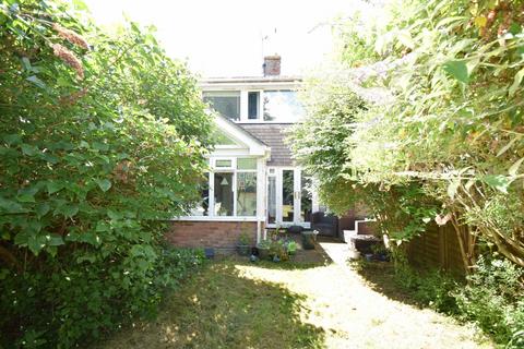 17 Farm Close, Chalgrove, Oxford, OX44 7RL