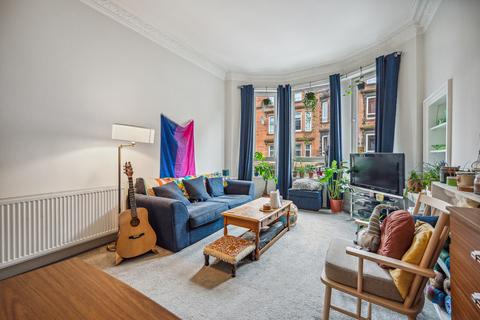 2 bedroom flat for sale, Hillfoot Street, Flat 1/2, Dennistoun , Glasgow, G31 2LF