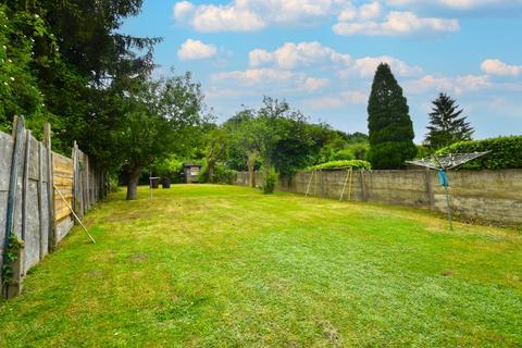 3 bedroom detached house for sale, Desborough Avenue, High Wycombe, HP11