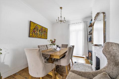 27 Humbolt Road, London, W6 8QH