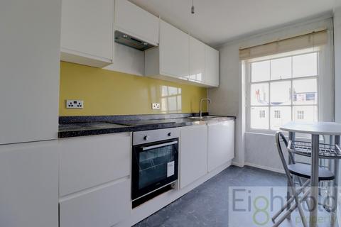 2 bedroom flat to rent, Flat 3, 9 Portland Place, Brighton, East Sussex