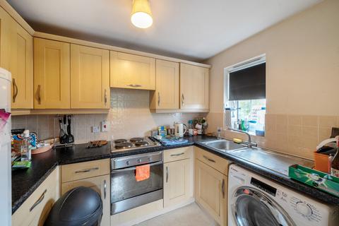 3 bedroom flat for sale, Pennyfield Close, Woodlea Park, Meanwood, Leeds, LS6