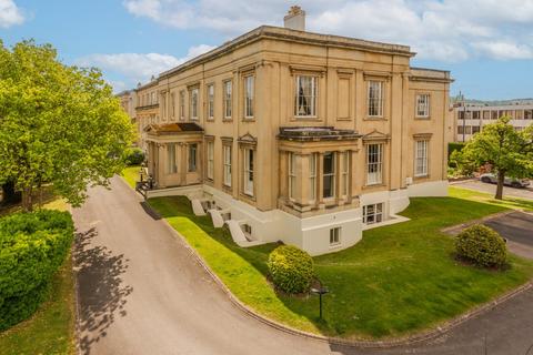 2 bedroom apartment for sale, Suffolk Square, Cheltenham, GL50