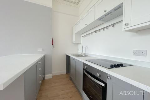 1 bedroom flat to rent, Lisburne Crescent, Torquay, TQ1