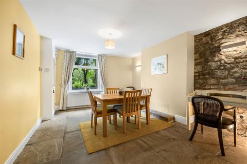 3 bedroom end of terrace house for sale, Manchester Road, Greenfield, Saddleworth