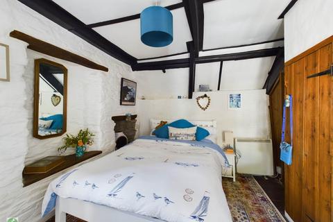 2 bedroom cottage for sale, Quay Road, Looe PL13