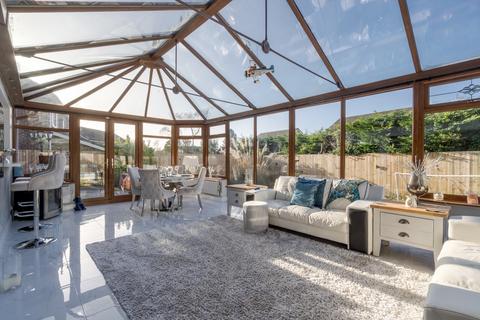 4 bedroom detached house for sale, Dentdale Close, Bolton, Lancashire, BL1 5