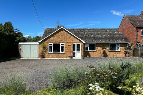 3 bedroom detached bungalow for sale, Garboldisham Road, East Harling, Norwich, Norfolk, NR16 2PU