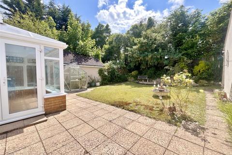 3 bedroom bungalow for sale, Badger Way, Verwood, Dorset, BH31