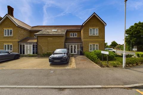 1 bedroom flat for sale, Chapel Drive, Dartford, Kent, DA2