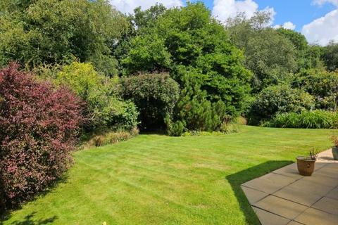 8 Kirland Bower, Bodmin, PL30 5RA