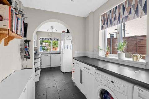 4 bedroom semi-detached house for sale, St. Audries Road, Worcester
