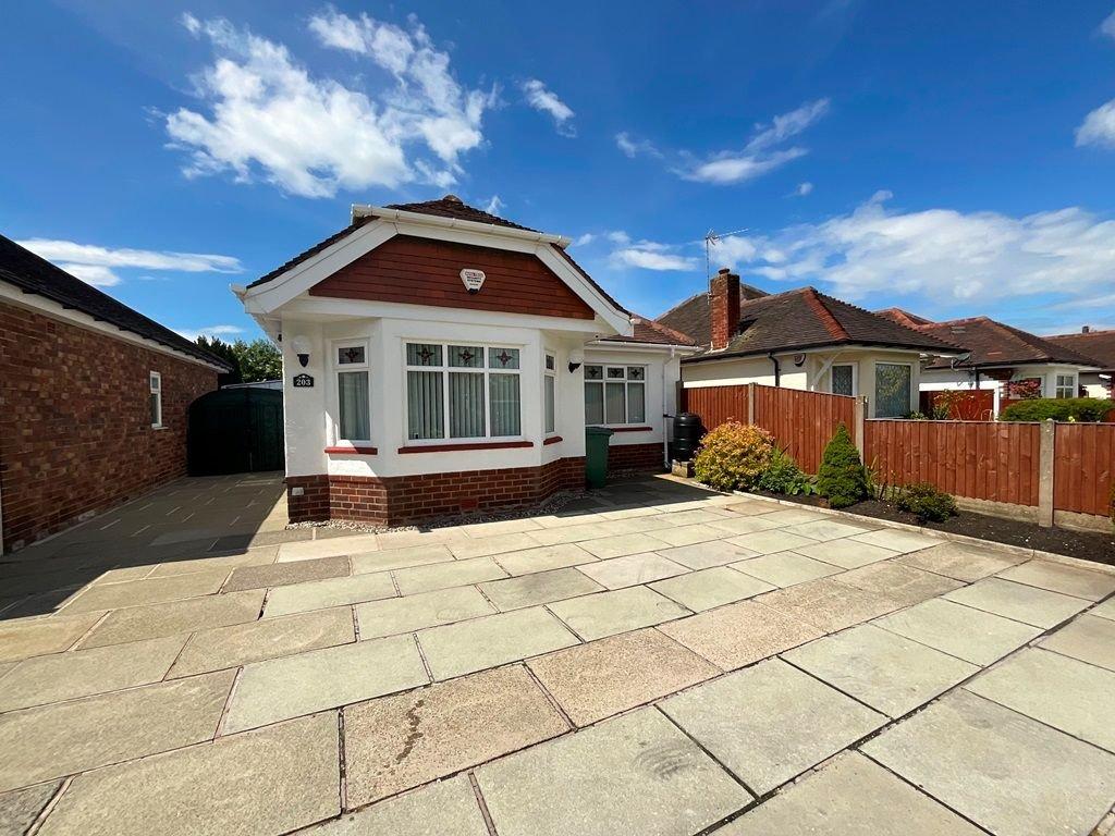 Preston New Road, Southport PR9 2 bed detached bungalow for sale £330,000