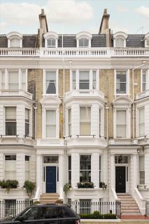 2 bedroom flat for sale, Stafford Terrace, Kensington, London, W8