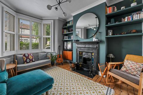262 Halley Road, London, E12 6UA