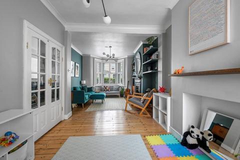 262 Halley Road, London, E12 6UA