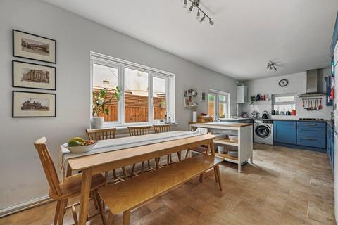 262 Halley Road, London, E12 6UA