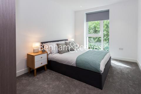 1 bedroom apartment to rent, Vaughan Way, Wapping E1W