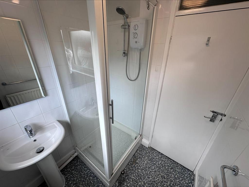 Shower room.jpeg