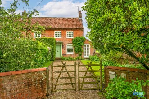 1 bedroom cottage for sale, The Street, Swanton Novers, NR24