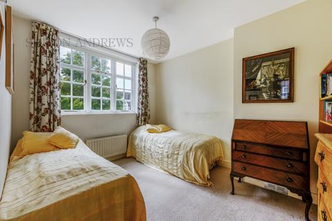 10 Denison Road, London, W5 1NU