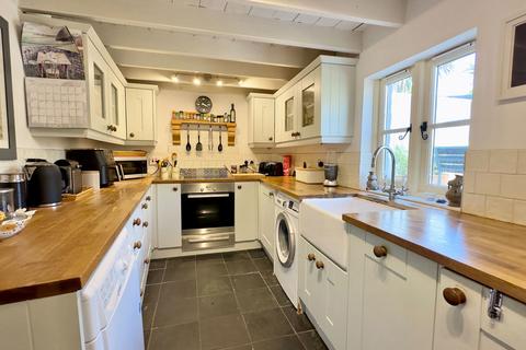 Badger Cottage Fore Street, St Teath, Bodmin, PL30 3JA