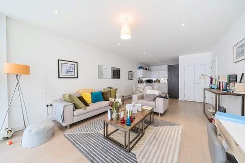 2 bedroom apartment for sale, River Gardens Walk Greenwich London SE10