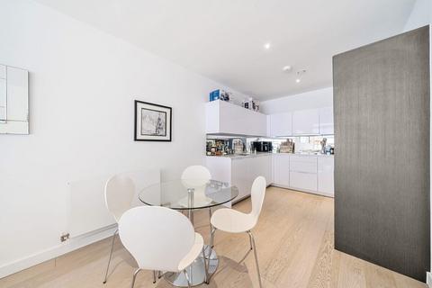 2 bedroom apartment for sale, River Gardens Walk Greenwich London SE10