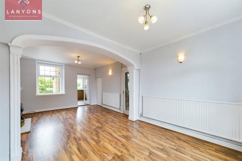 18 Llantrisant Road, Tonyrefail, Porth, CF39 8PP