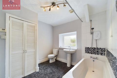18 Llantrisant Road, Tonyrefail, Porth, CF39 8PP