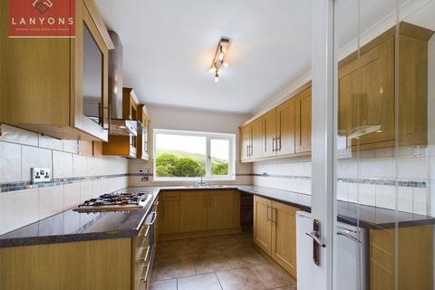 18 Llantrisant Road, Tonyrefail, Porth, CF39 8PP