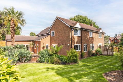 5 bedroom detached house for sale, Wilsons Close, Stevenage SG1