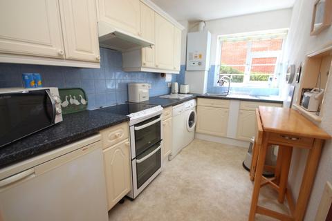 2 bedroom apartment for sale, Dunyeats Road, Broadstone, Dorset, BH18