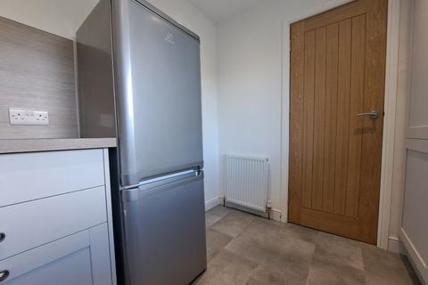 2 bedroom flat to rent, Braeside Avenue, North Ayrshire KA30
