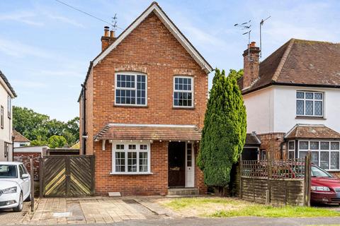 3 bedroom detached house for sale, Horley, Horley RH6