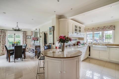 5 bedroom detached house for sale, Shepherds Lane, Chorleywood, Rickmansworth, Hertfordshire, WD3