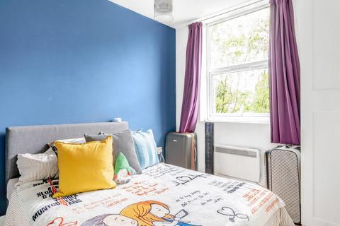 1 bedroom flat for sale, Penge Road, South Norwood