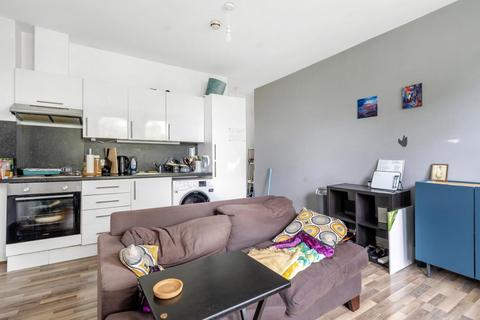 1 bedroom flat for sale, Penge Road, South Norwood