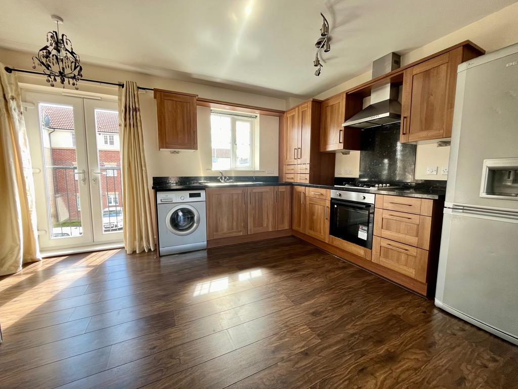 Monarch Court, Longbenton, Newcastle... 2 bed flat to rent £730 pcm