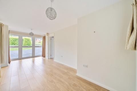 2 Goring Field, Winchester, SO22 5NH
