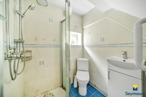 1 Bryanstone Avenue, Guildford, GU2 9UN