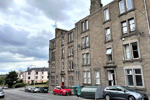 2 bedroom flat to rent, Provost Road, Dundee, DD3