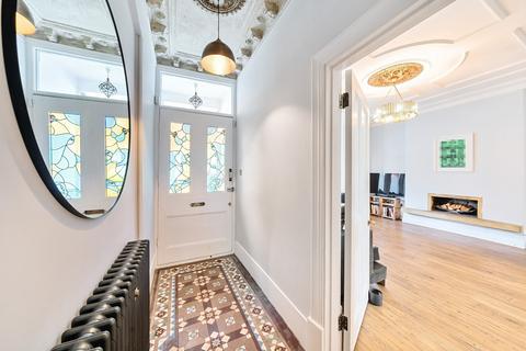 44 Baronsmere Road, London, N2 9QE