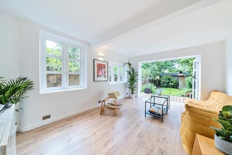 44 Baronsmere Road, London, N2 9QE