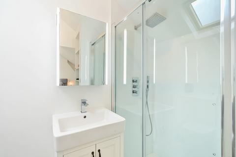 44 Baronsmere Road, London, N2 9QE