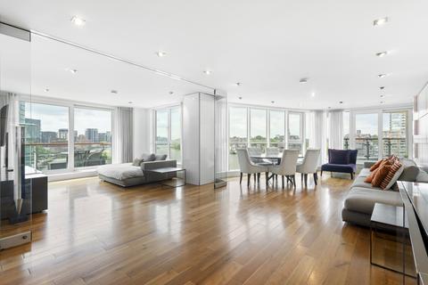 3 bedroom apartment for sale, St. George Wharf, London, SW8